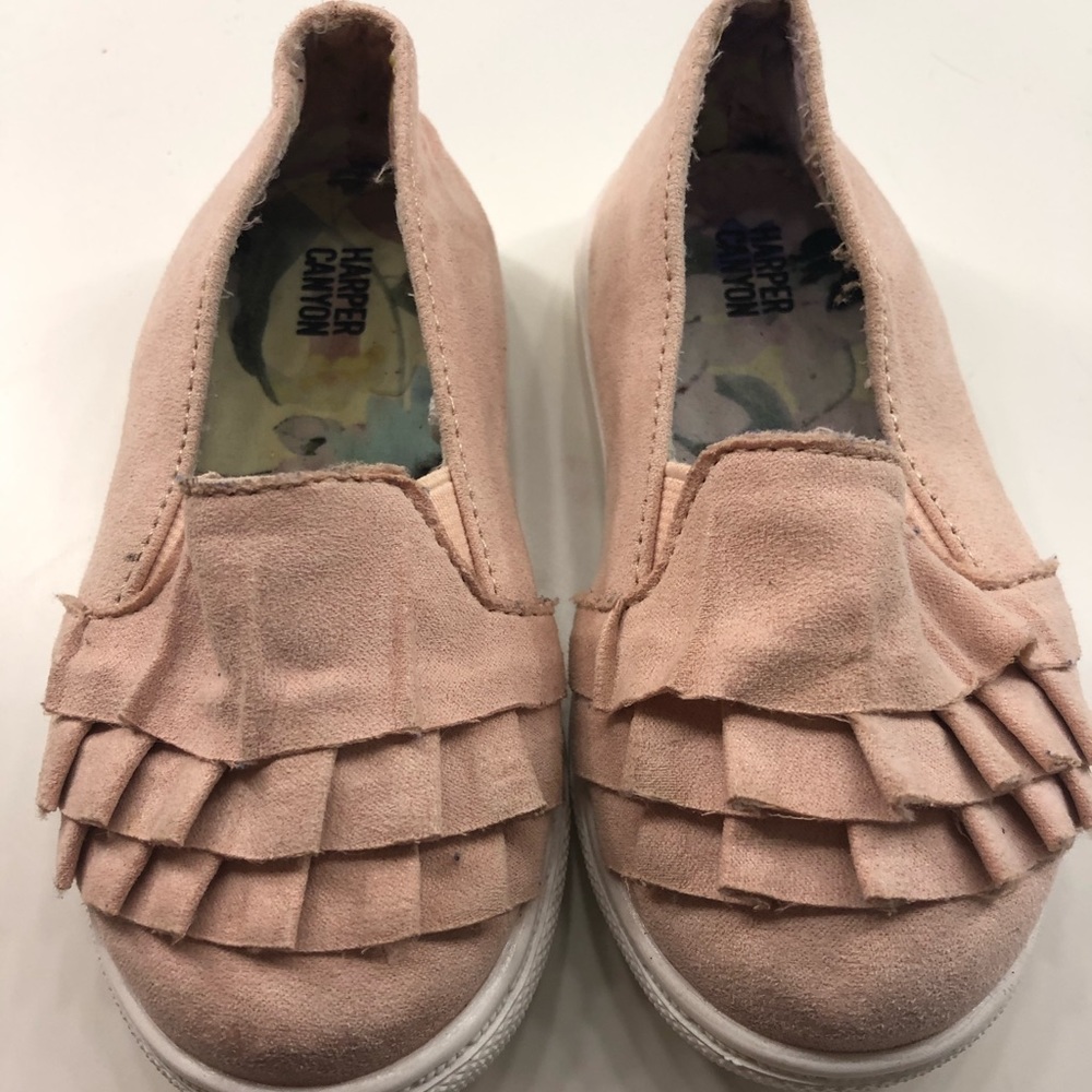 Harper Canyon Toddler Pink Sneakers with ruffle.